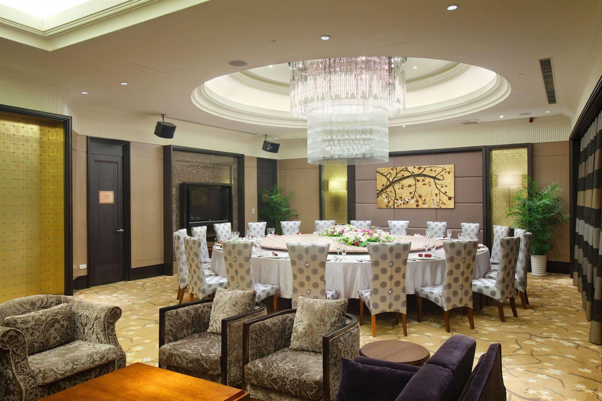 E-Da Royal Hotel Dashu Restaurante foto