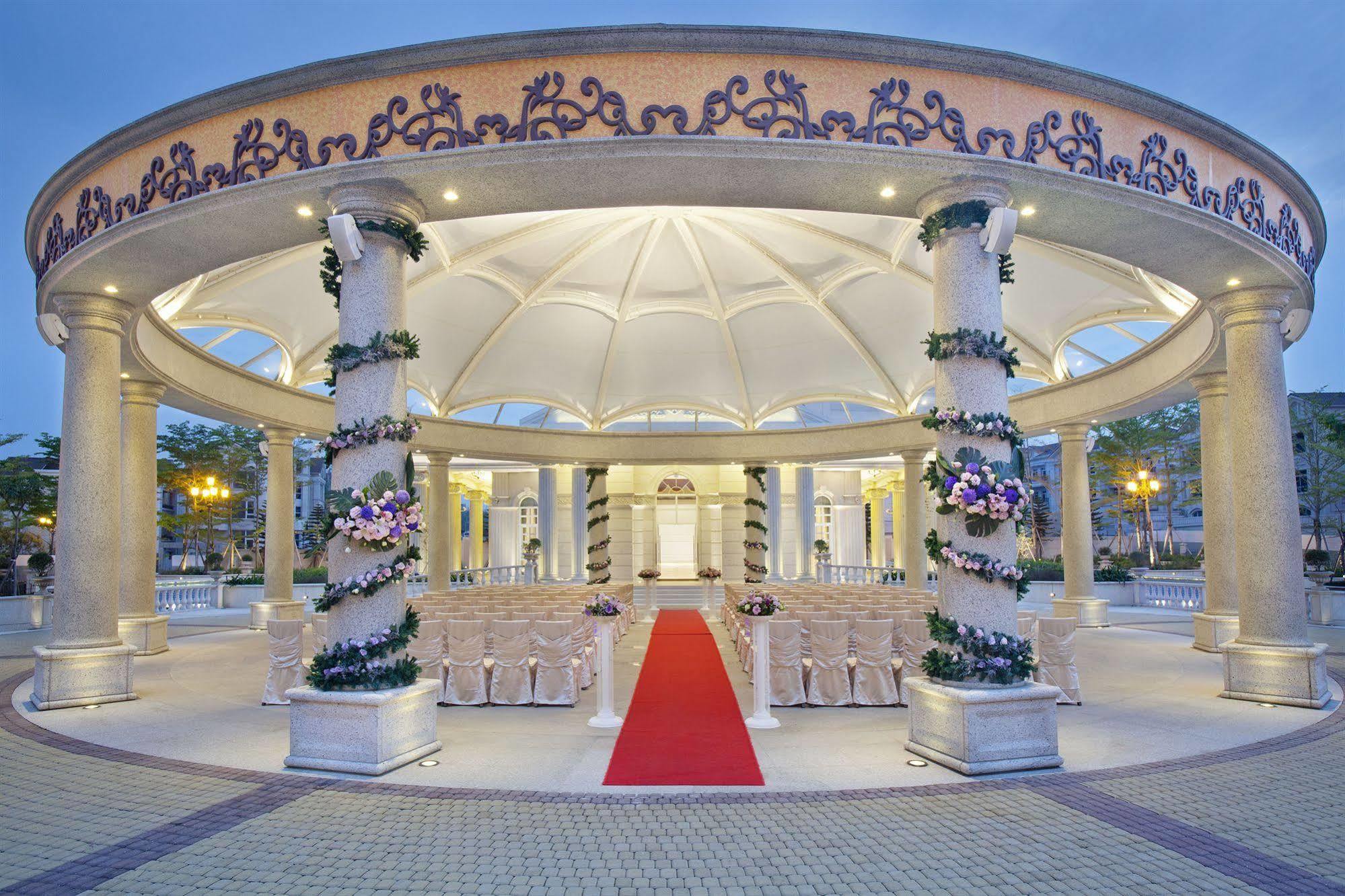 E-Da Royal Hotel Dashu Facilidades foto The Chapel of the Sun